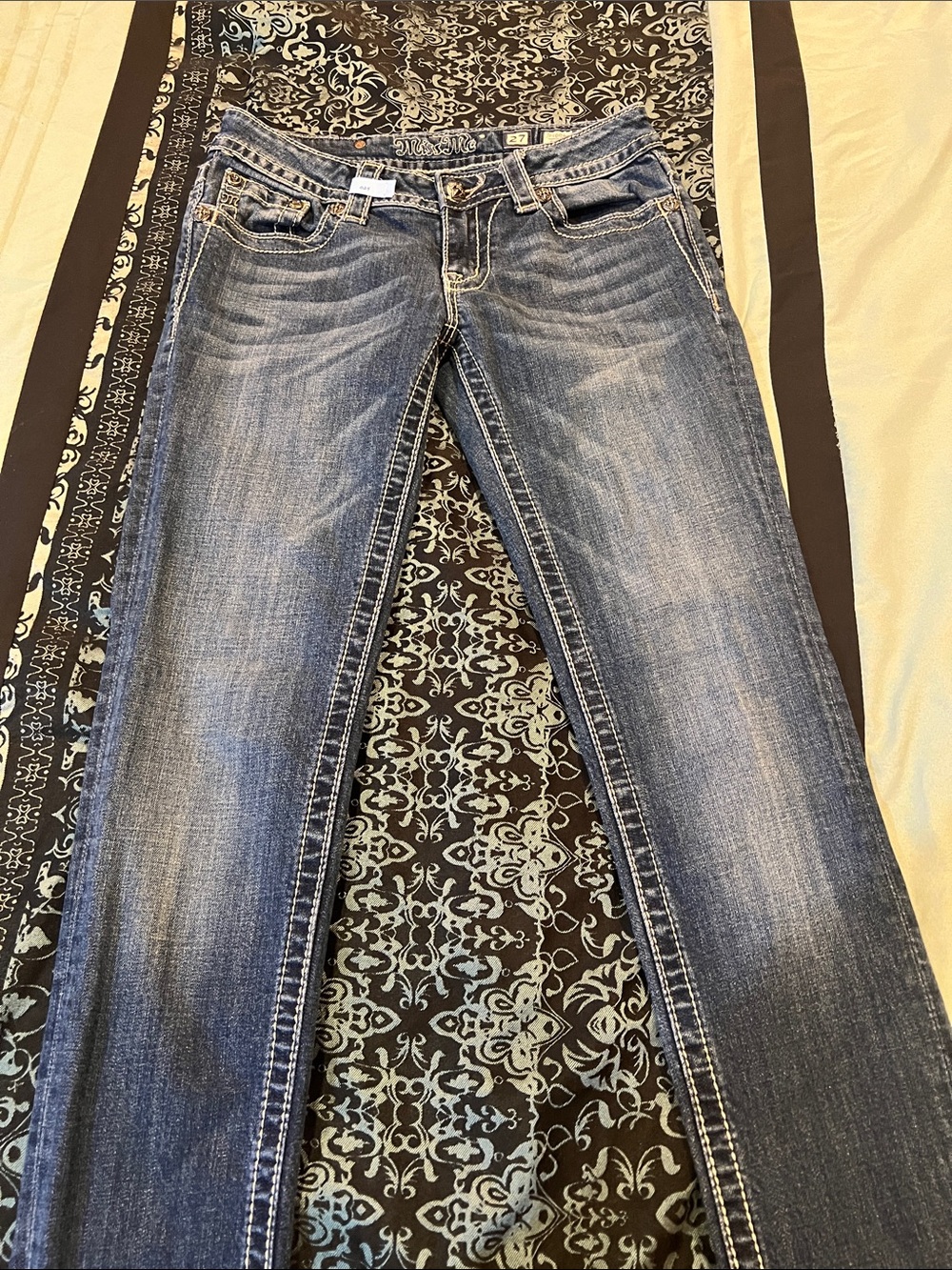 Miss Me Women's Faded Blue Skinny Jeans